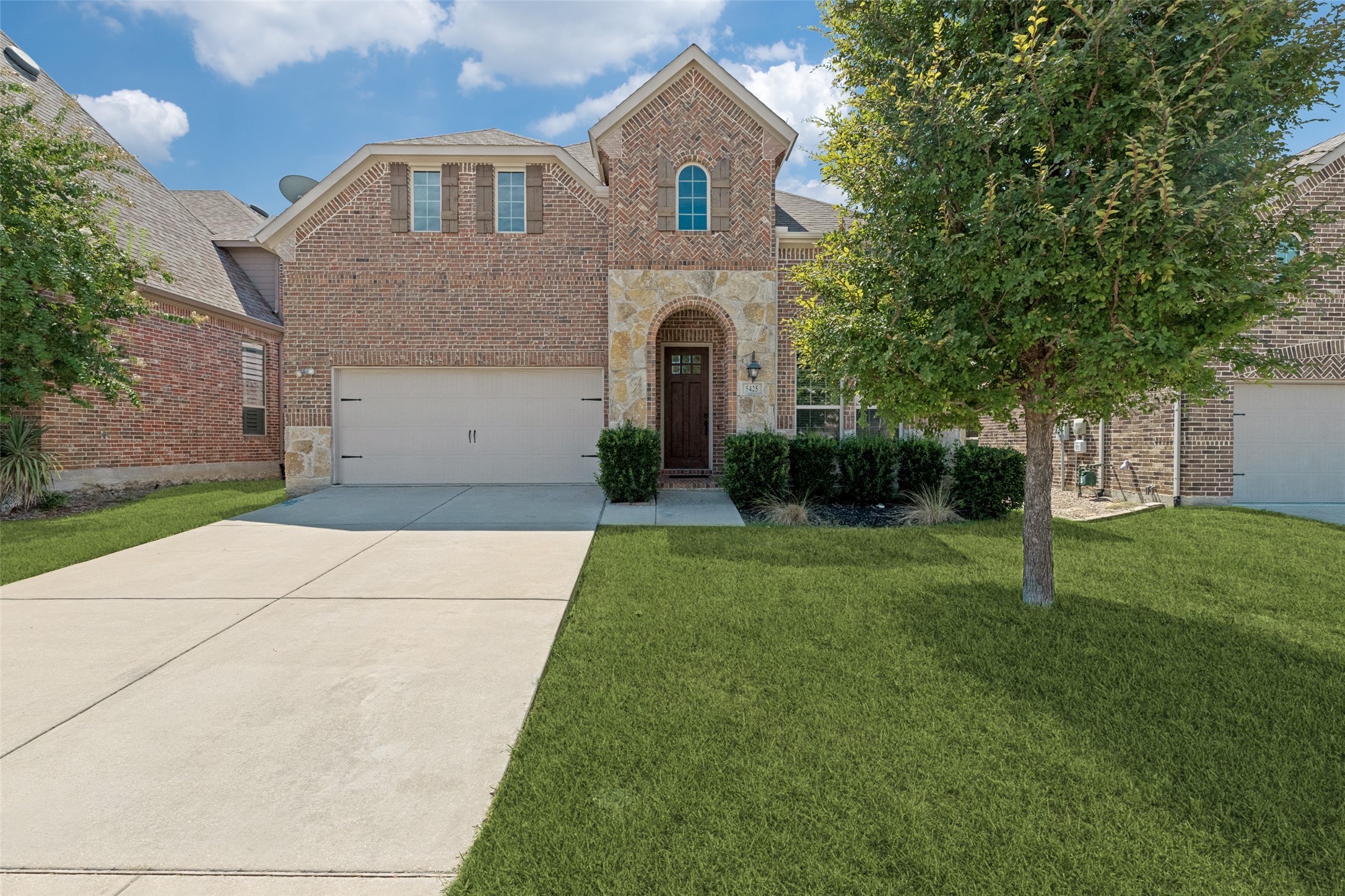 5425 Datewood Lane — photo