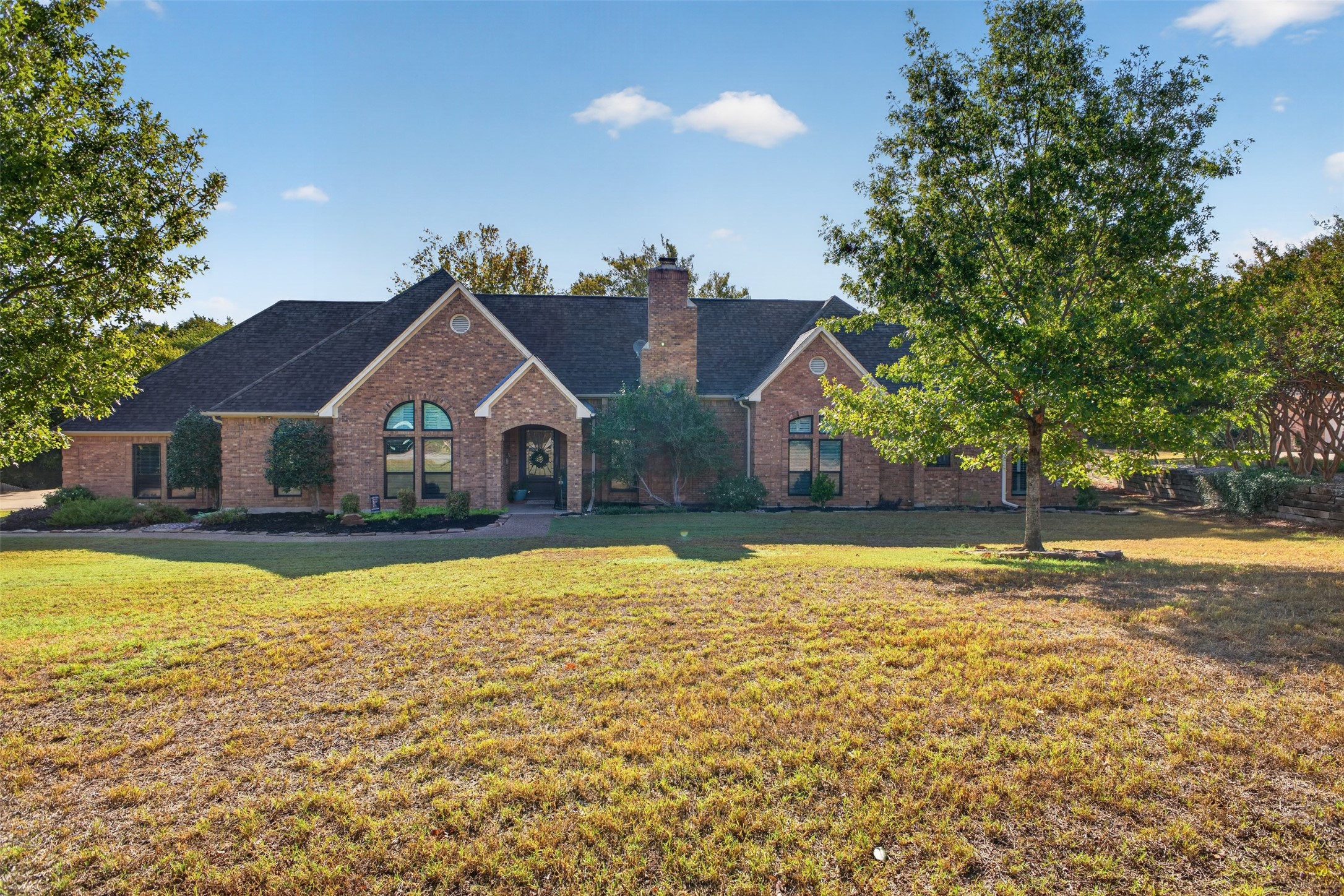 603 Valley View Court — photo