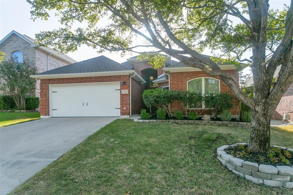 139 Lairds Drive — photo