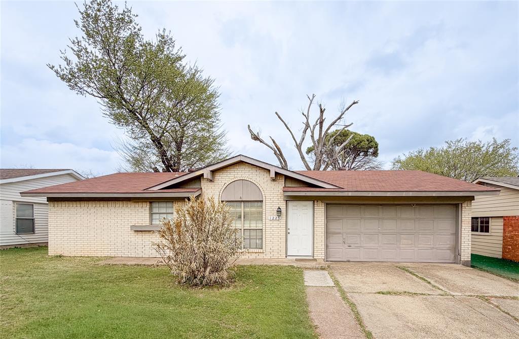 1225 Palisades Drive — photo