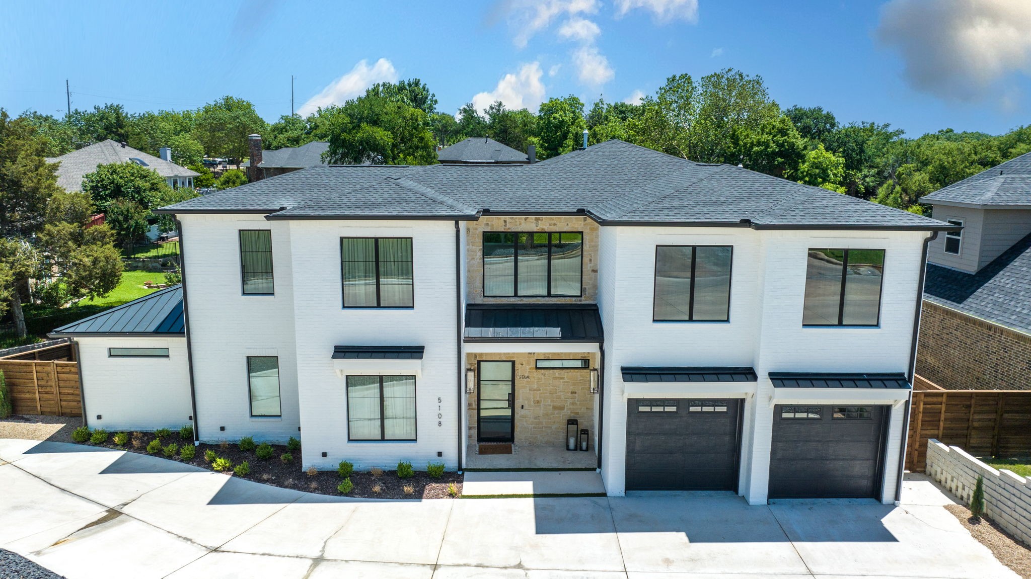 5108 Yacht Club Drive — photo