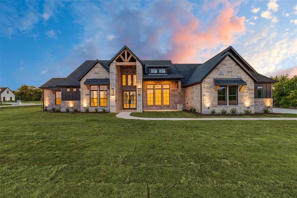 6715 Lakeview Drive — photo