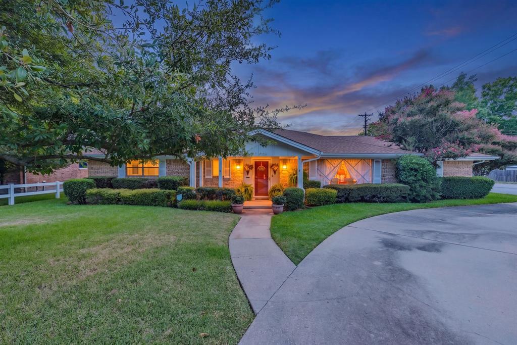 6400 Chapman Drive — photo
