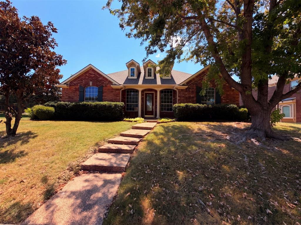 1724 Boxwood Lane — photo