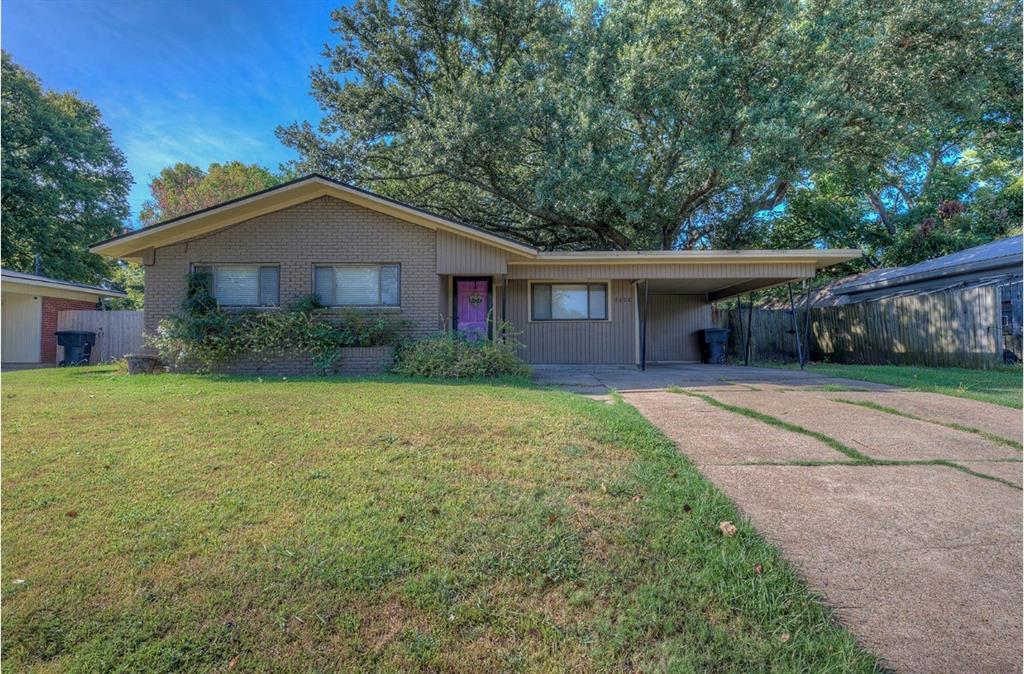 2608 Douglas Drive — photo