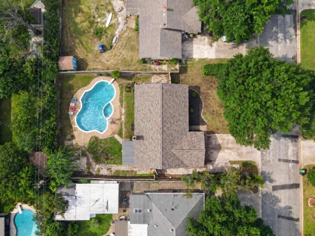 6724 Bartay Drive — photo