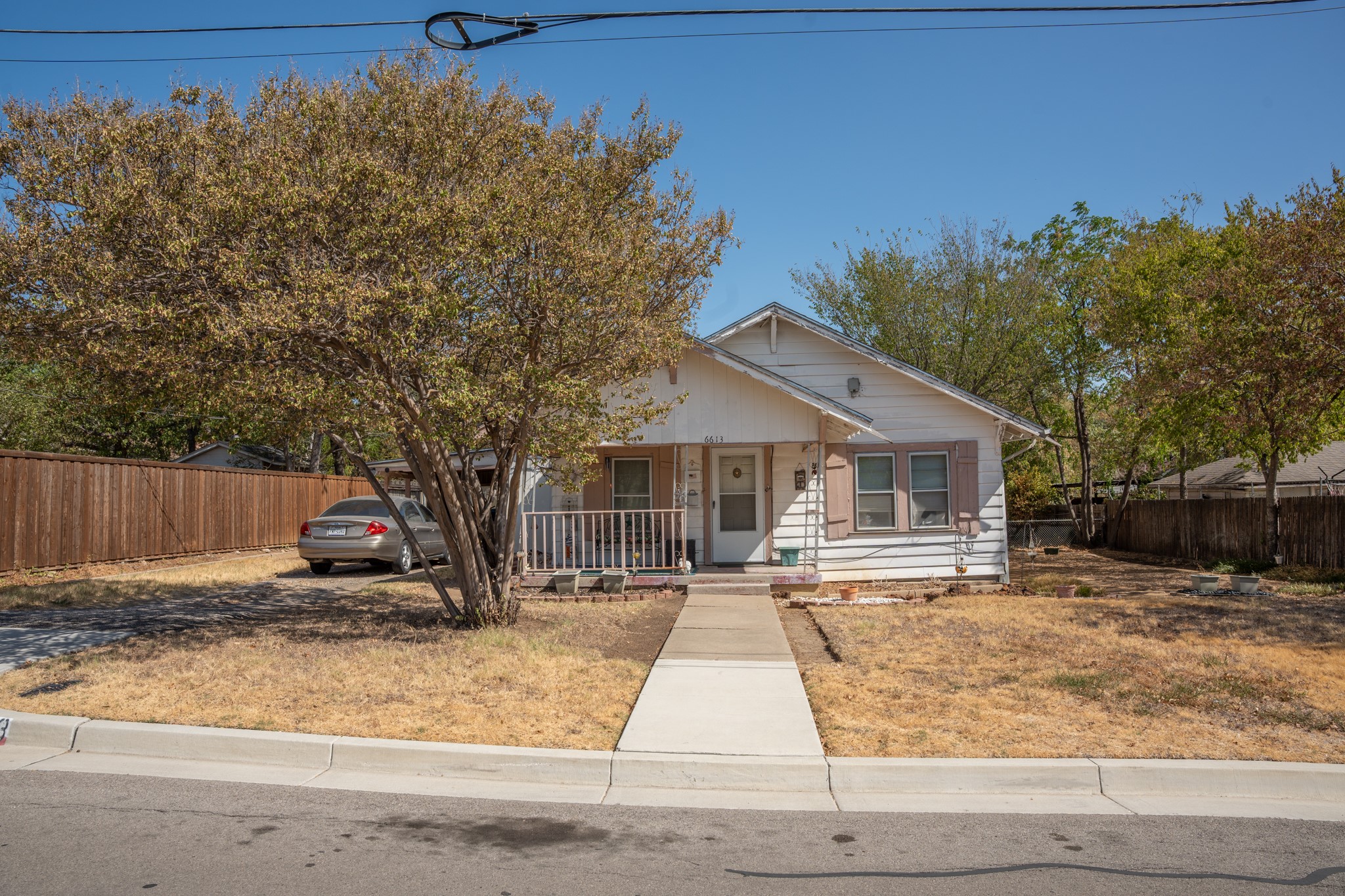 6613 Routt Street — photo