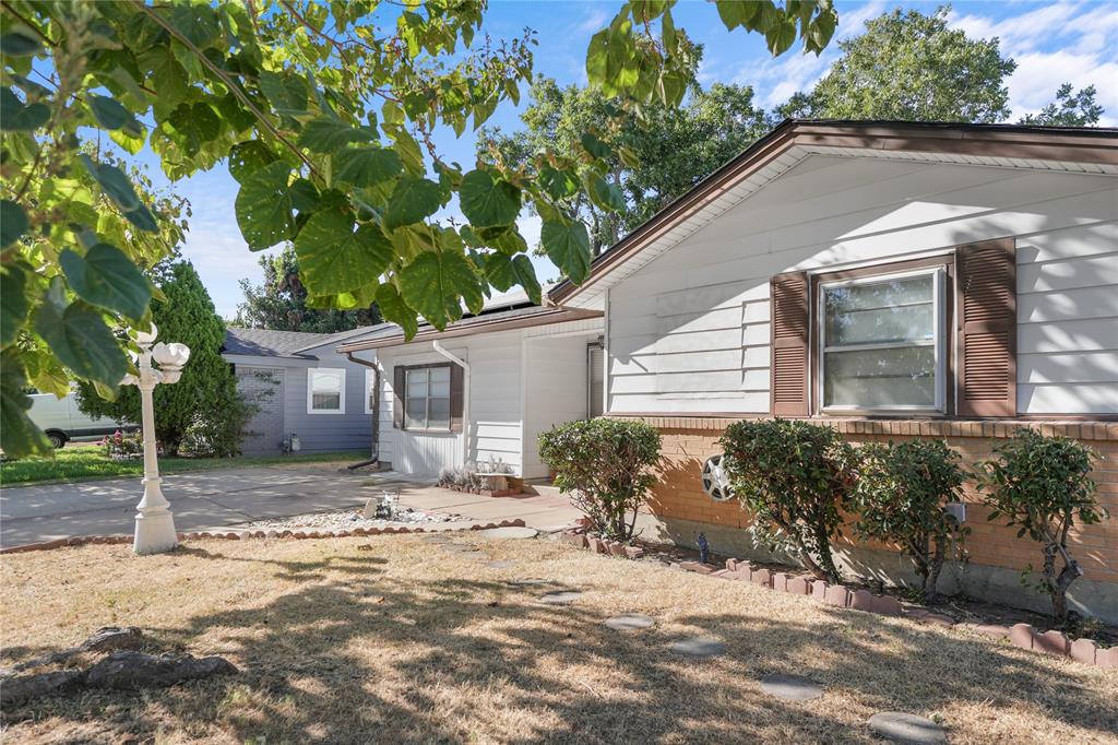 1809 Anderson Street — photo