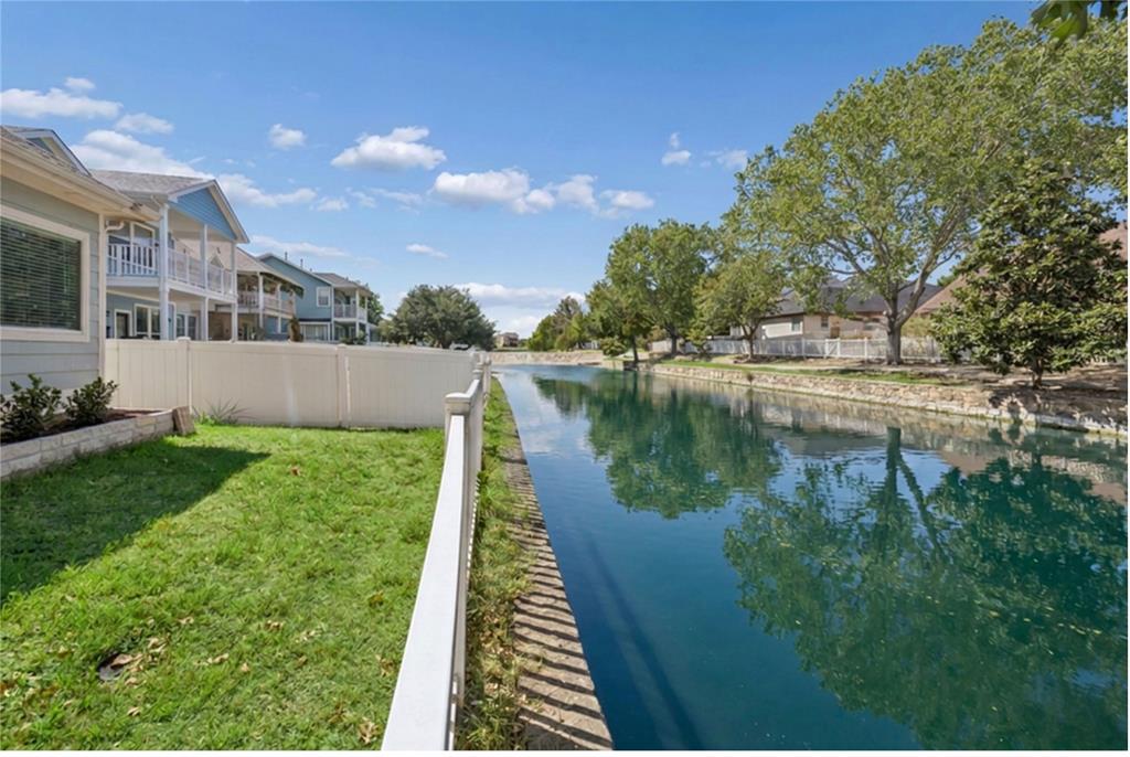1221 Spanish Moss Drive — photo