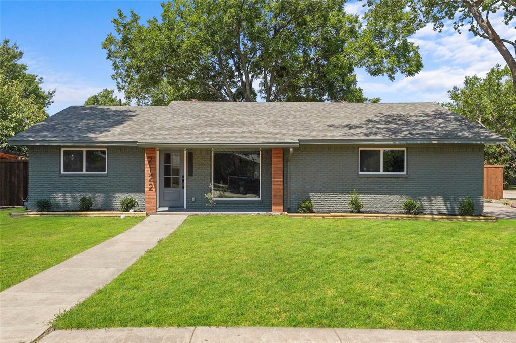 2122 Lemart Street — photo