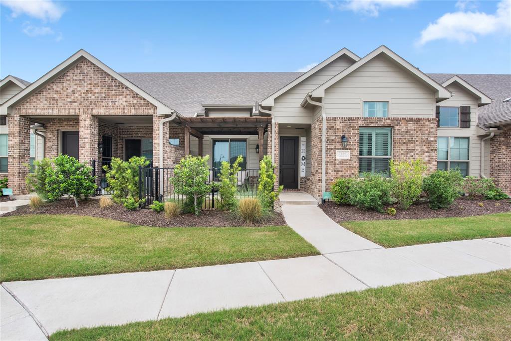 2644 Chardonnay Court — photo