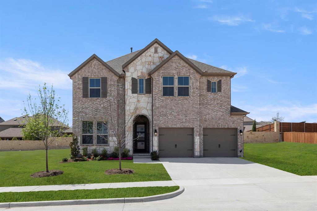 708 Splendor Drive — photo