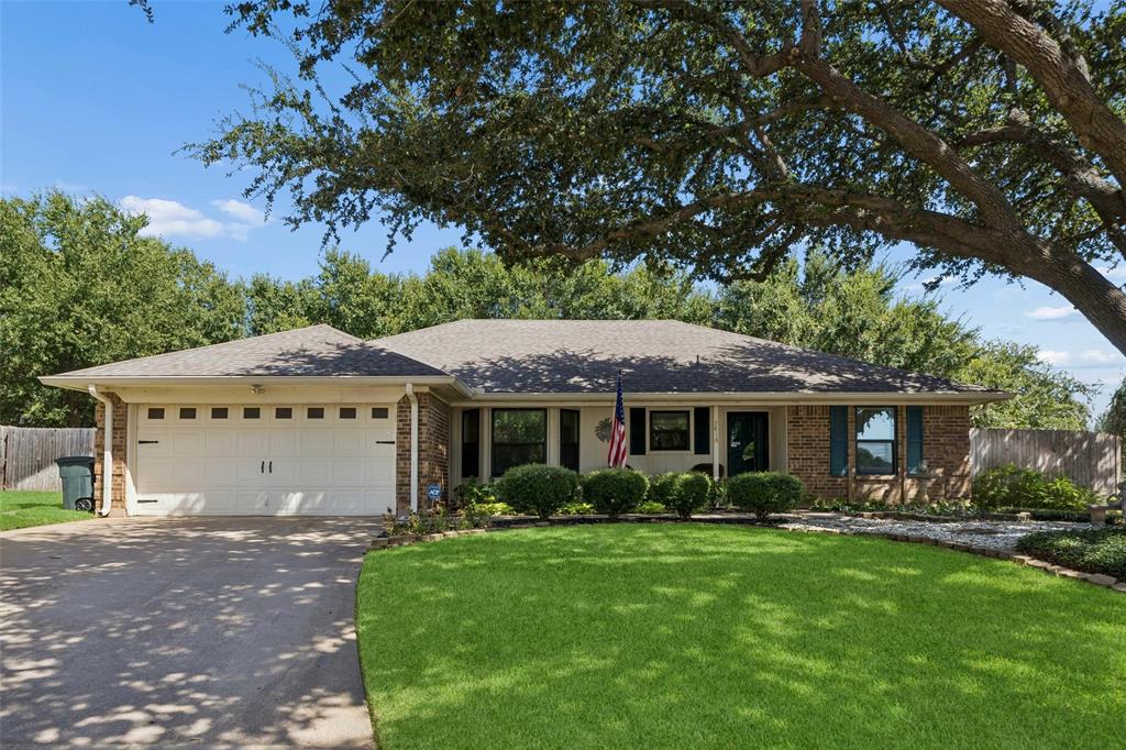 7416 Shady Hollow Court — photo