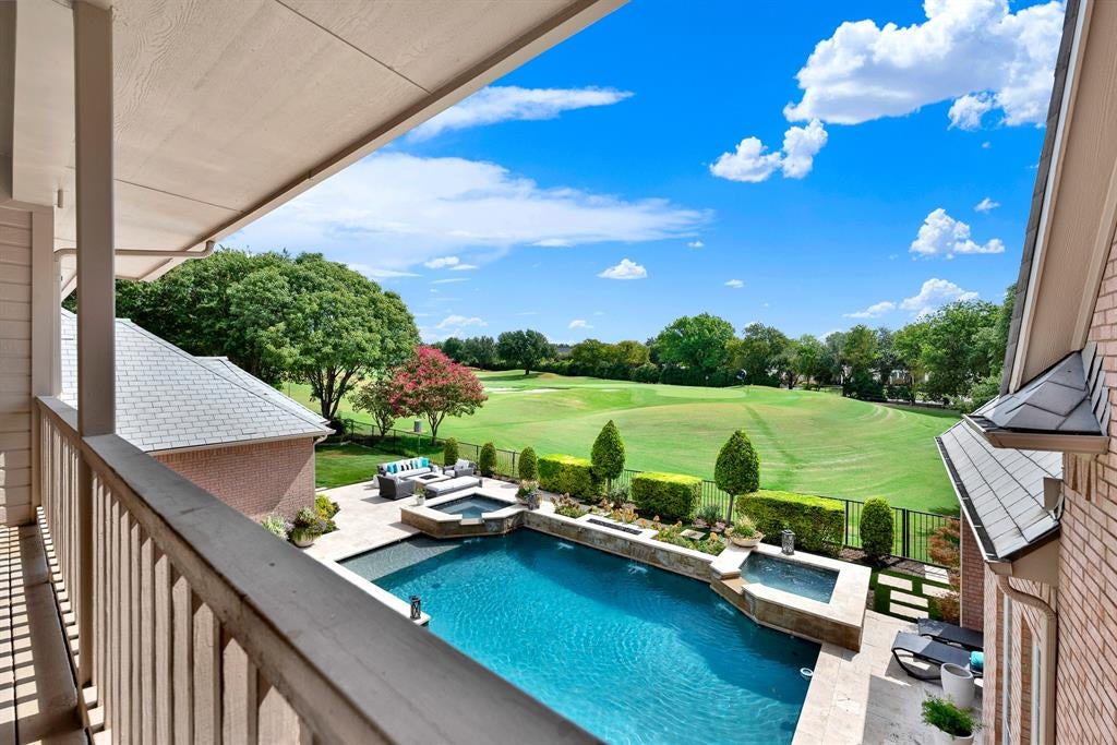 5325 Blake Drive — photo
