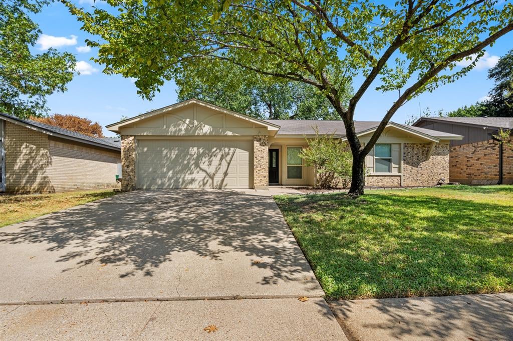 2507 Mardell Drive — photo