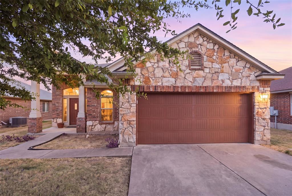 10245 Salem Way — photo