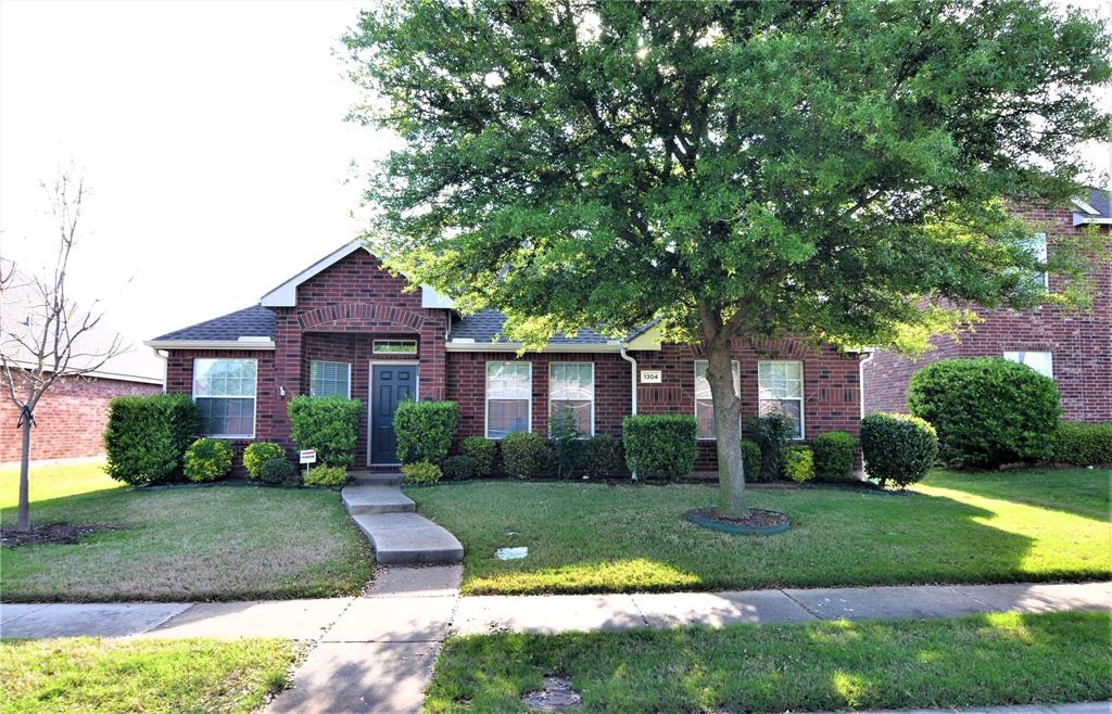1304 Hansberry Drive — photo