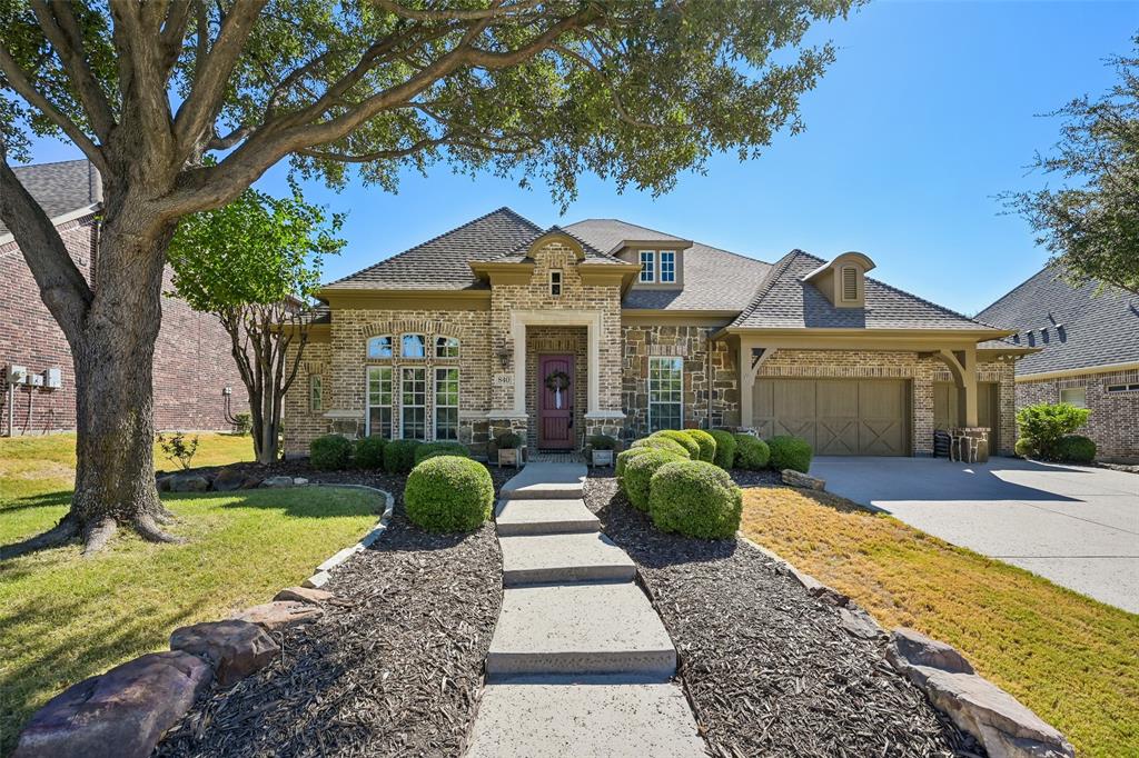 840 Butchart Drive — photo