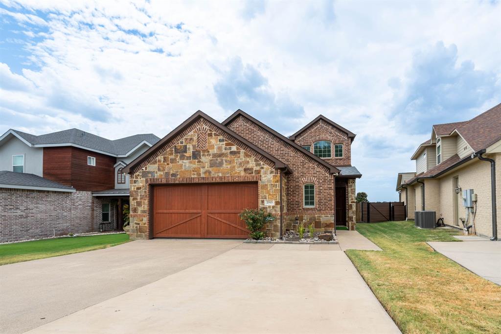2313 Windjammer Way — photo
