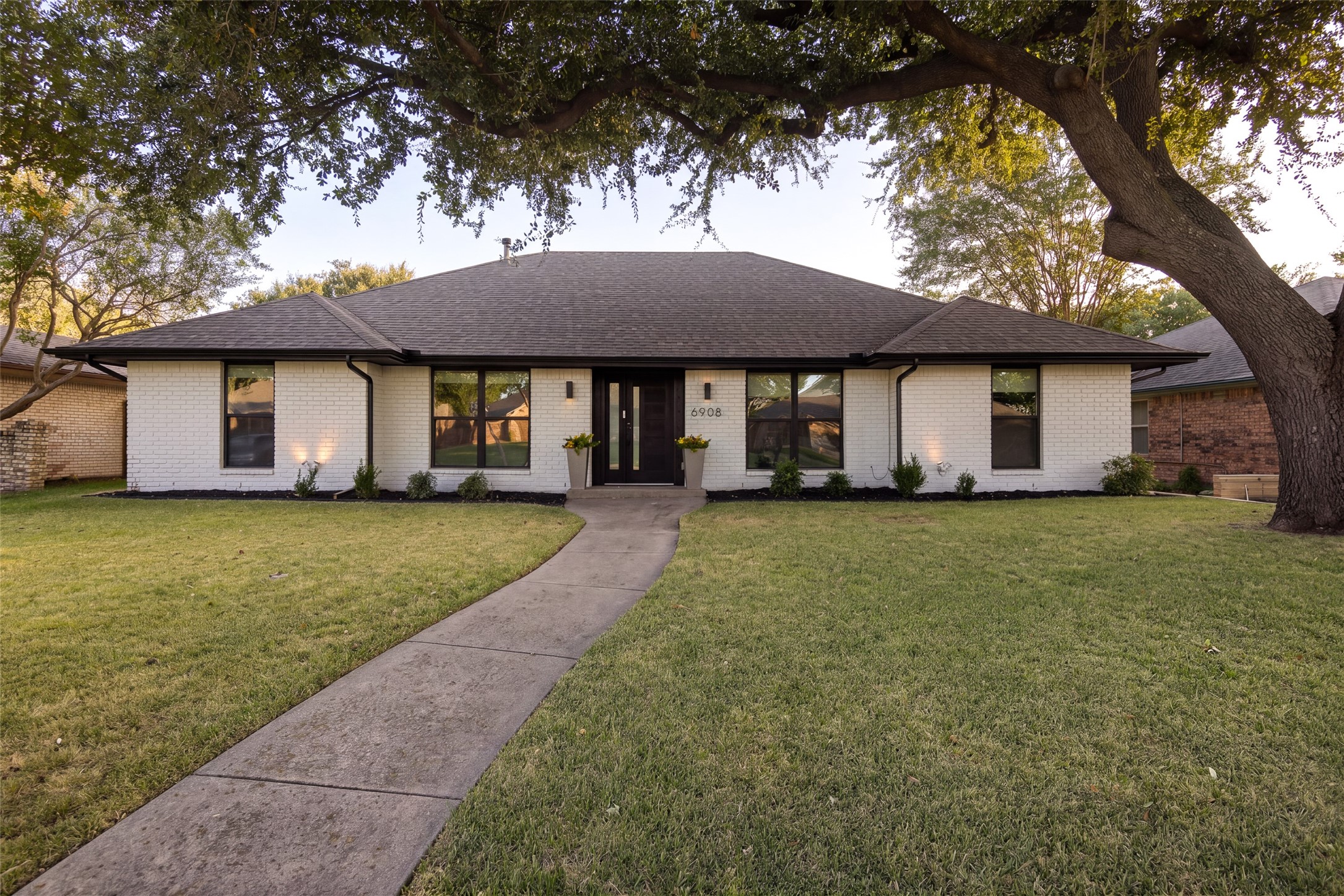 6908 Windy Ridge Drive — photo