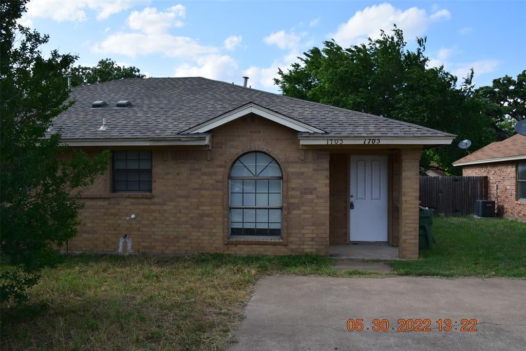 1705 Patricia Street — photo