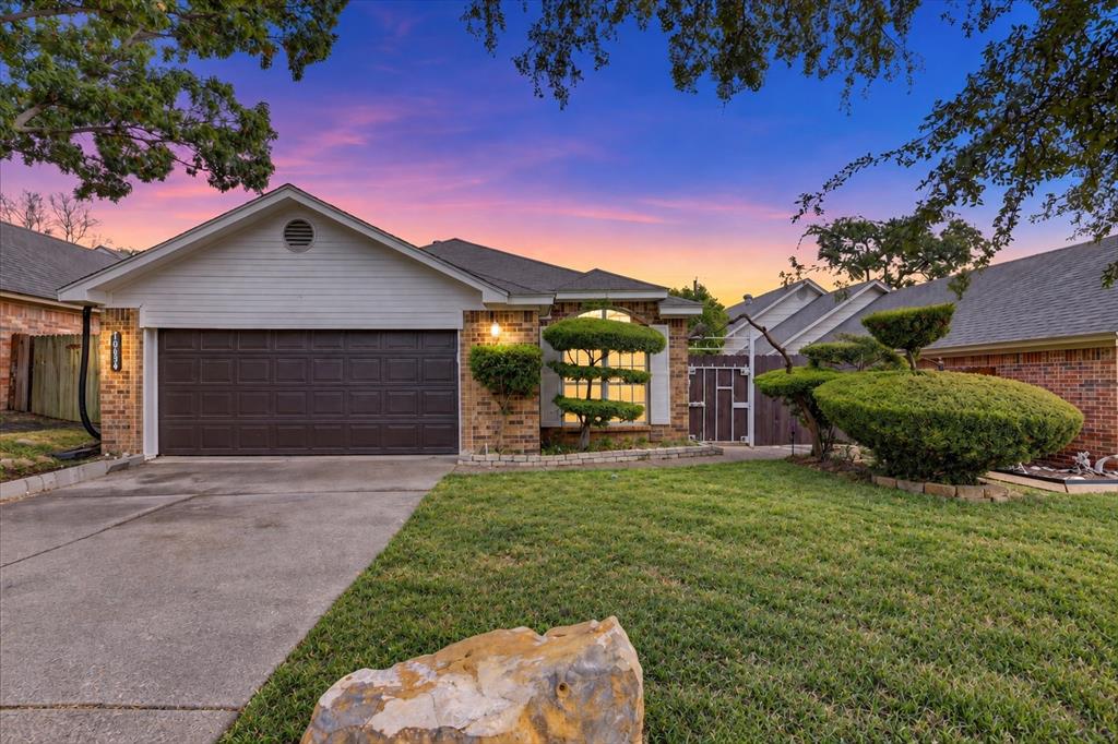 10634 Tall Oak Drive — photo