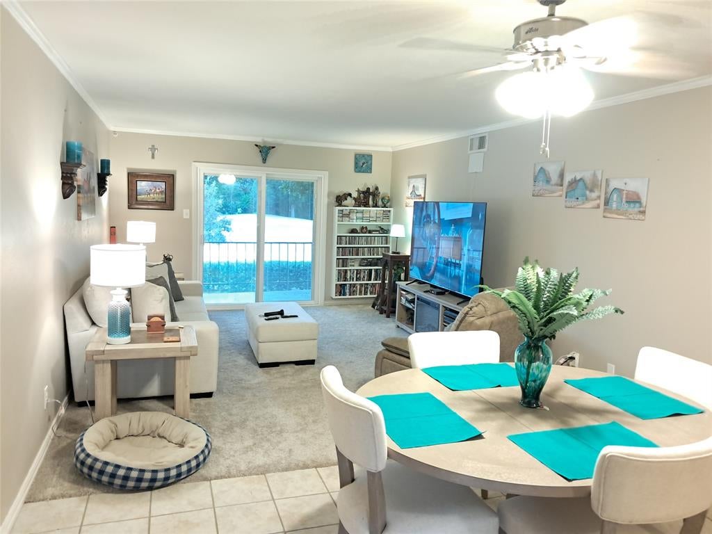 4042 Ridglea Country Club Drive 1107 — photo