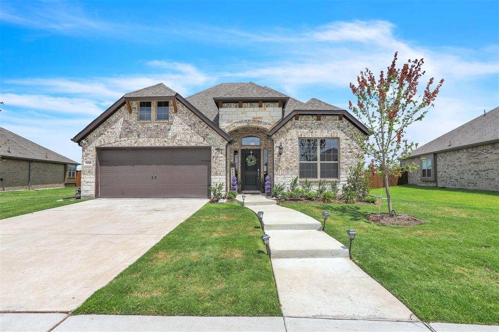 532 Firethorn Drive — photo
