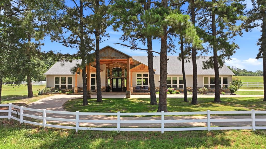 1357 County Road 3504 — photo