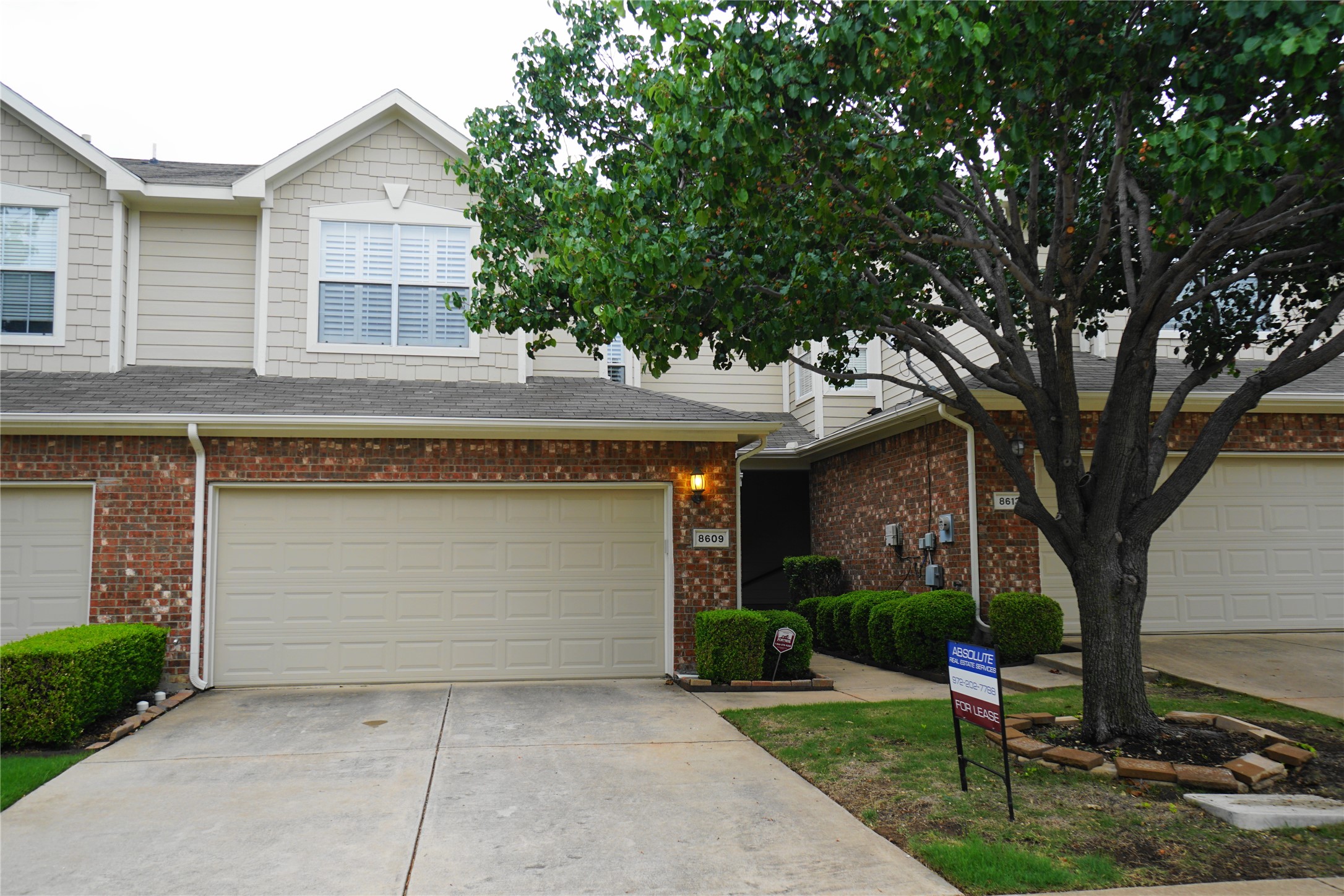 8609 Heather Ridge Drive — photo