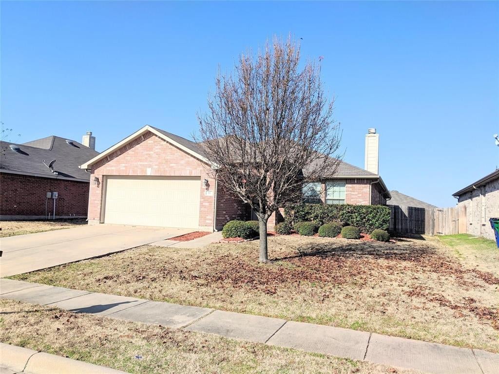 517 Azalea Drive — photo