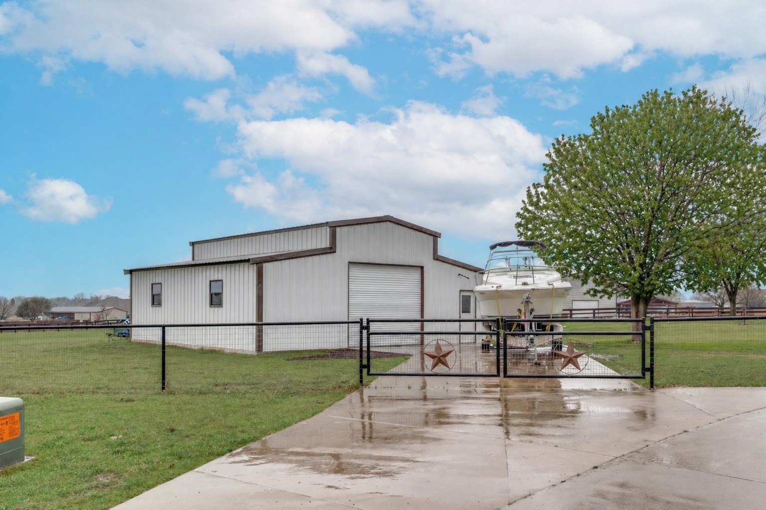 108 High Meadows Court, Decatur, TX 76234 — photo 2