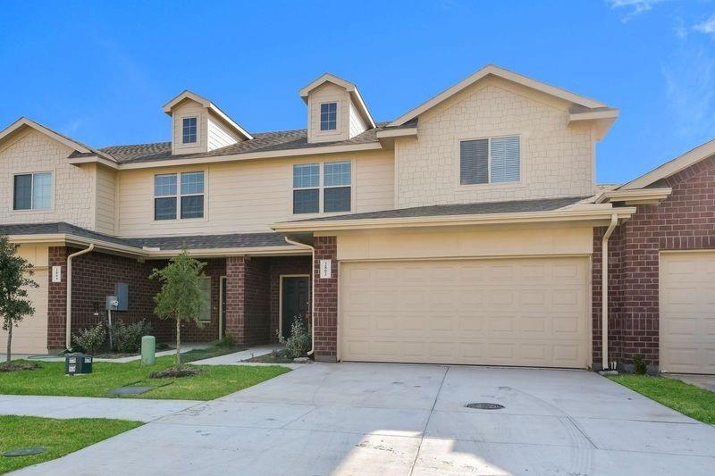 2802 Redhead Place — photo