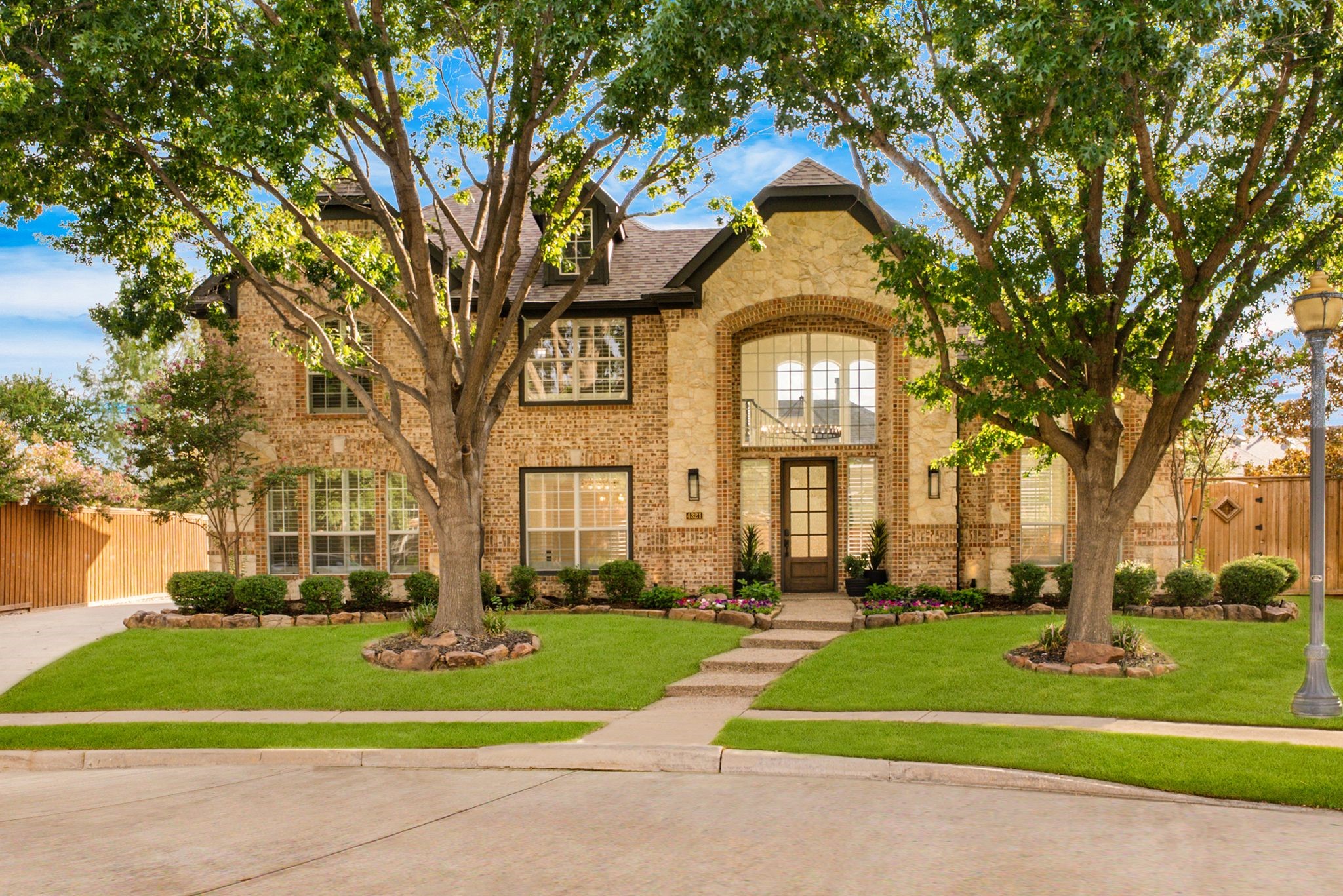 4321 Kenmare Trail — photo