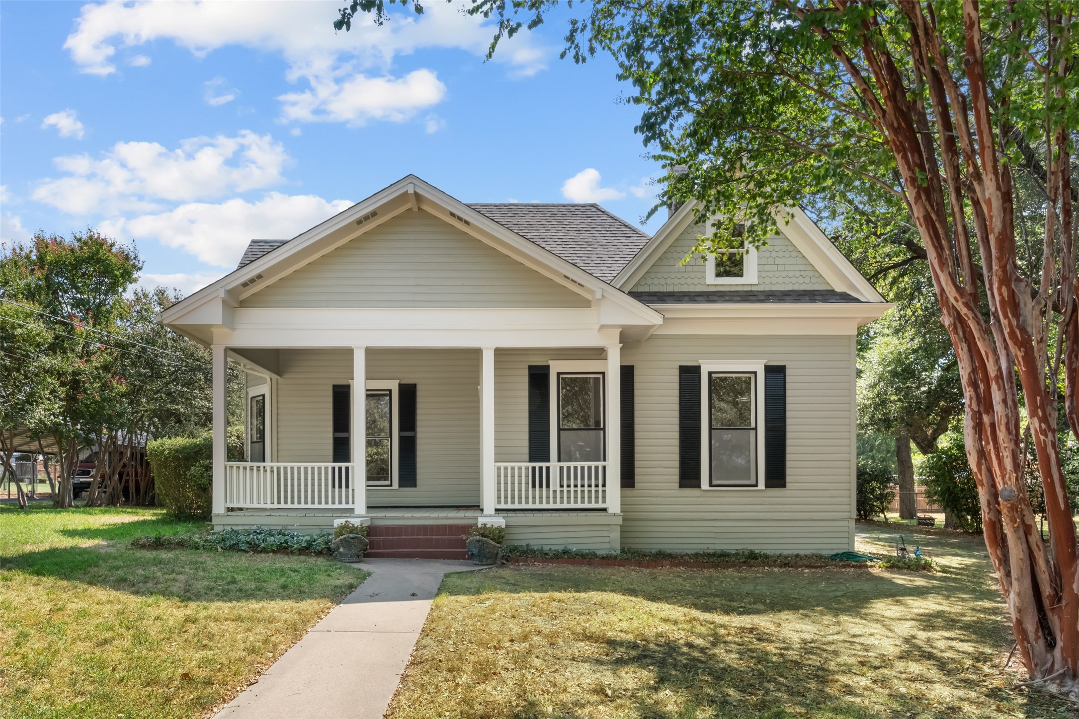 206 E Josephine Street — photo