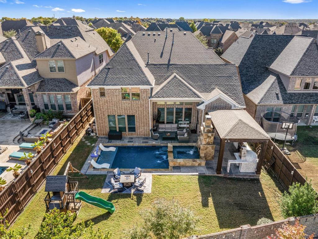1506 Hennessey Drive — photo
