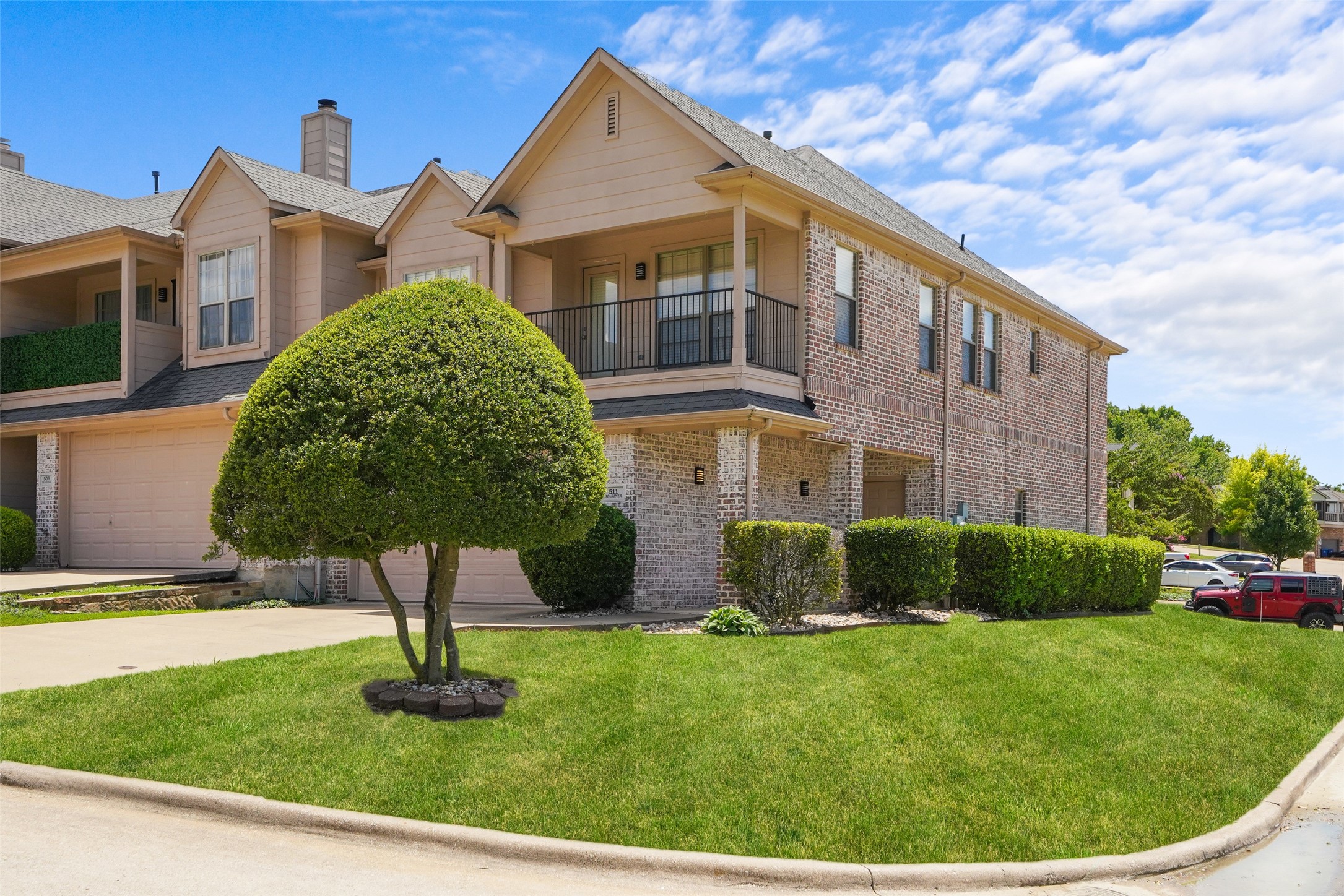 511 Mariner Drive — photo