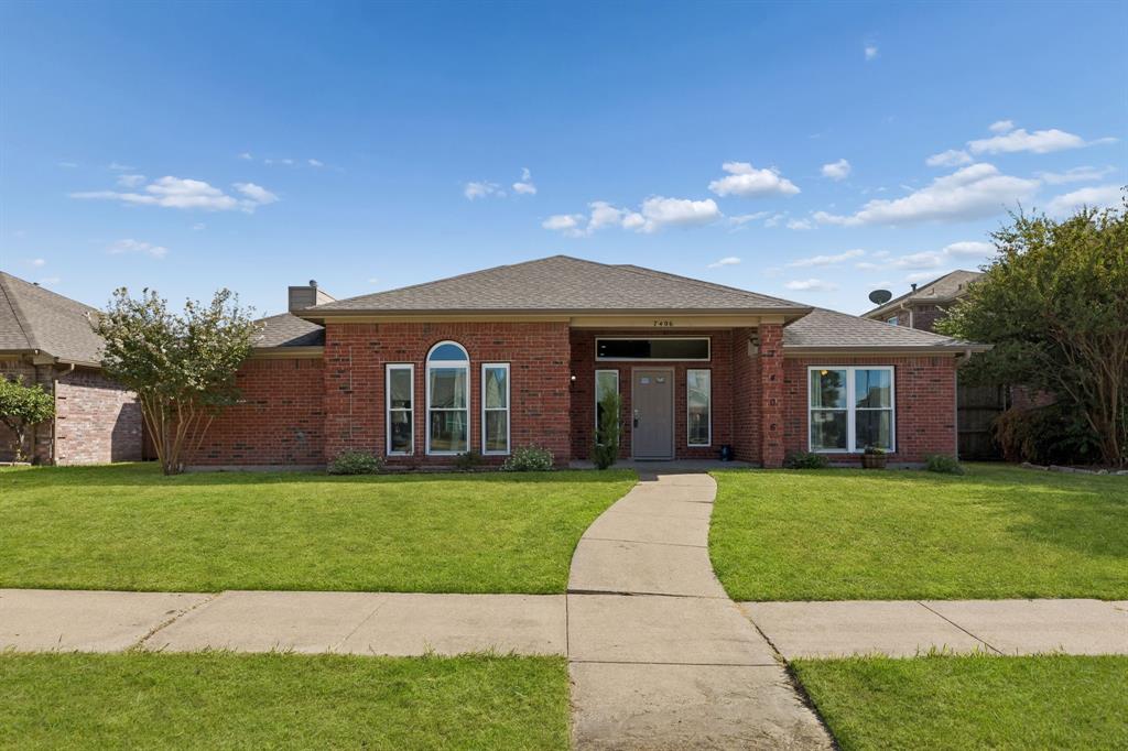 7406 Bayview Drive — photo