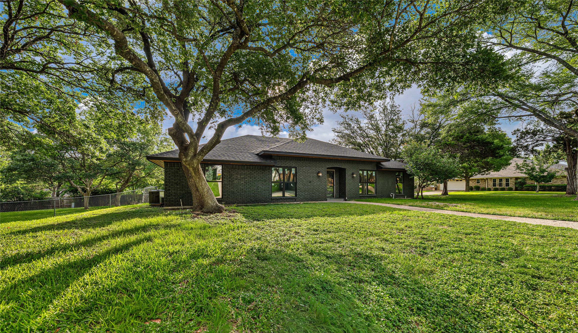 9917 Sandalwood Drive — photo
