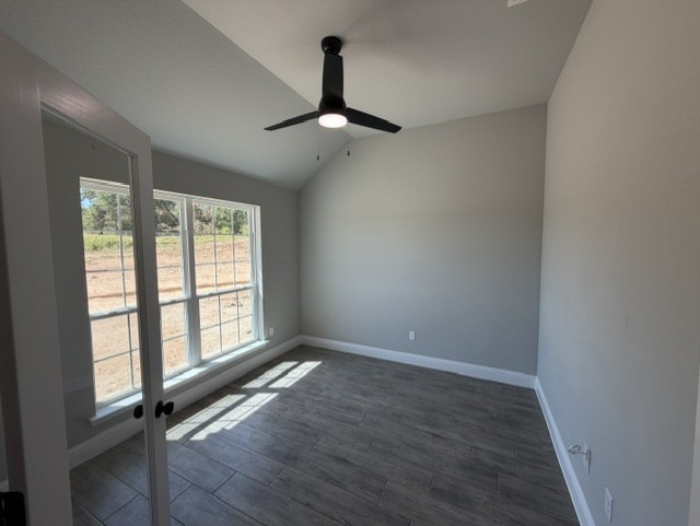 924 Eagles Way, Springtown, TX 76082 — photo 3