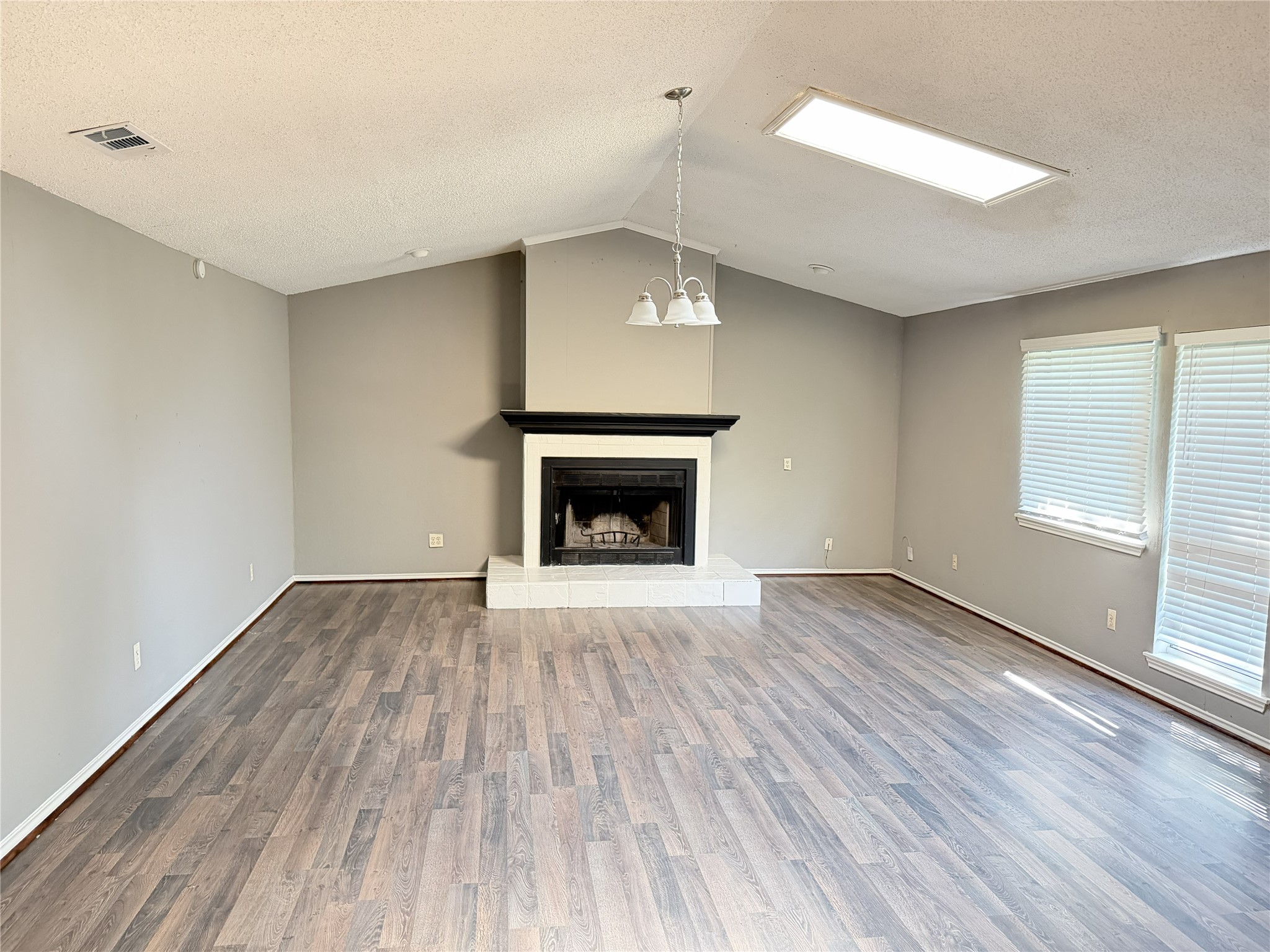 10350 Desdemona Drive — photo