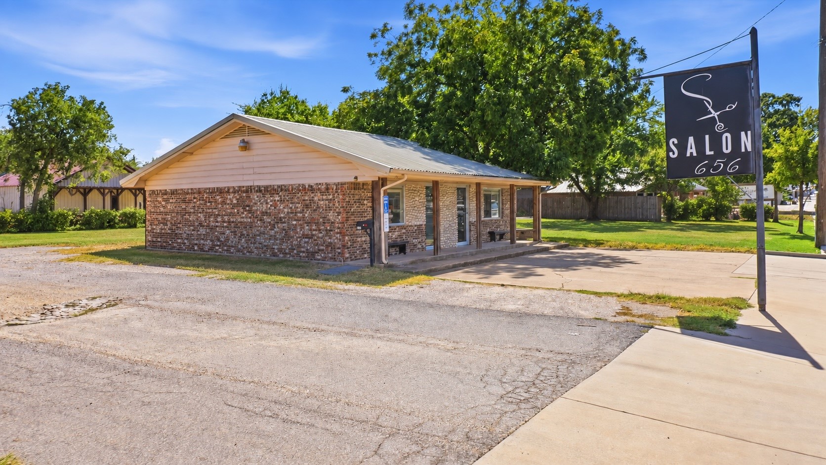 656 E Washington, Stephenville, TX 76401 — photo 3