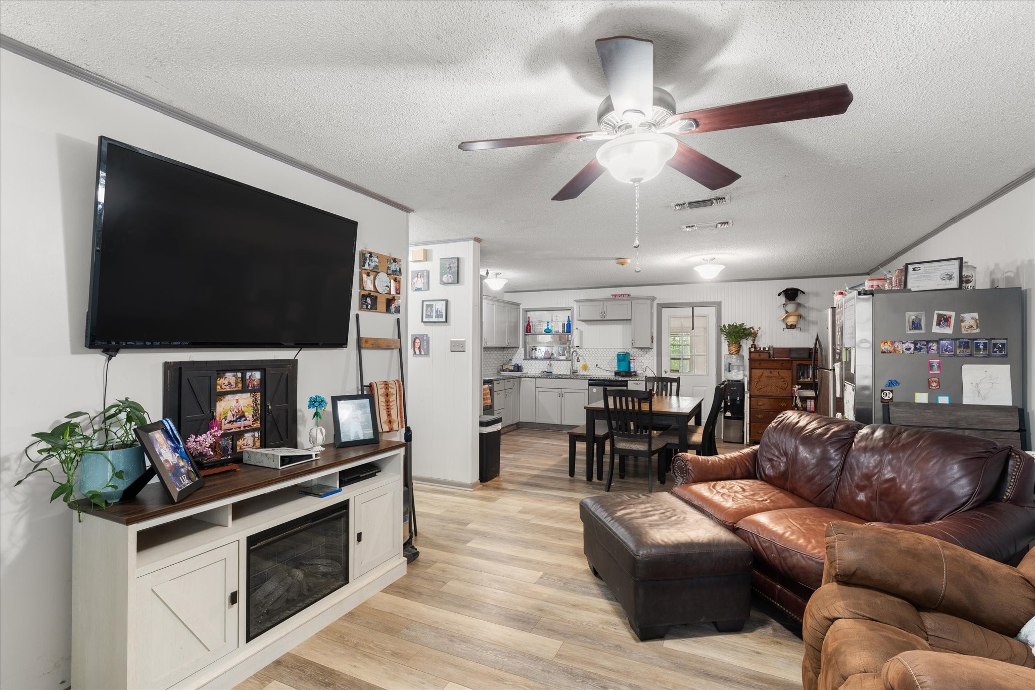 402 E Cook Street, Eustace, TX 75124 — photo 3