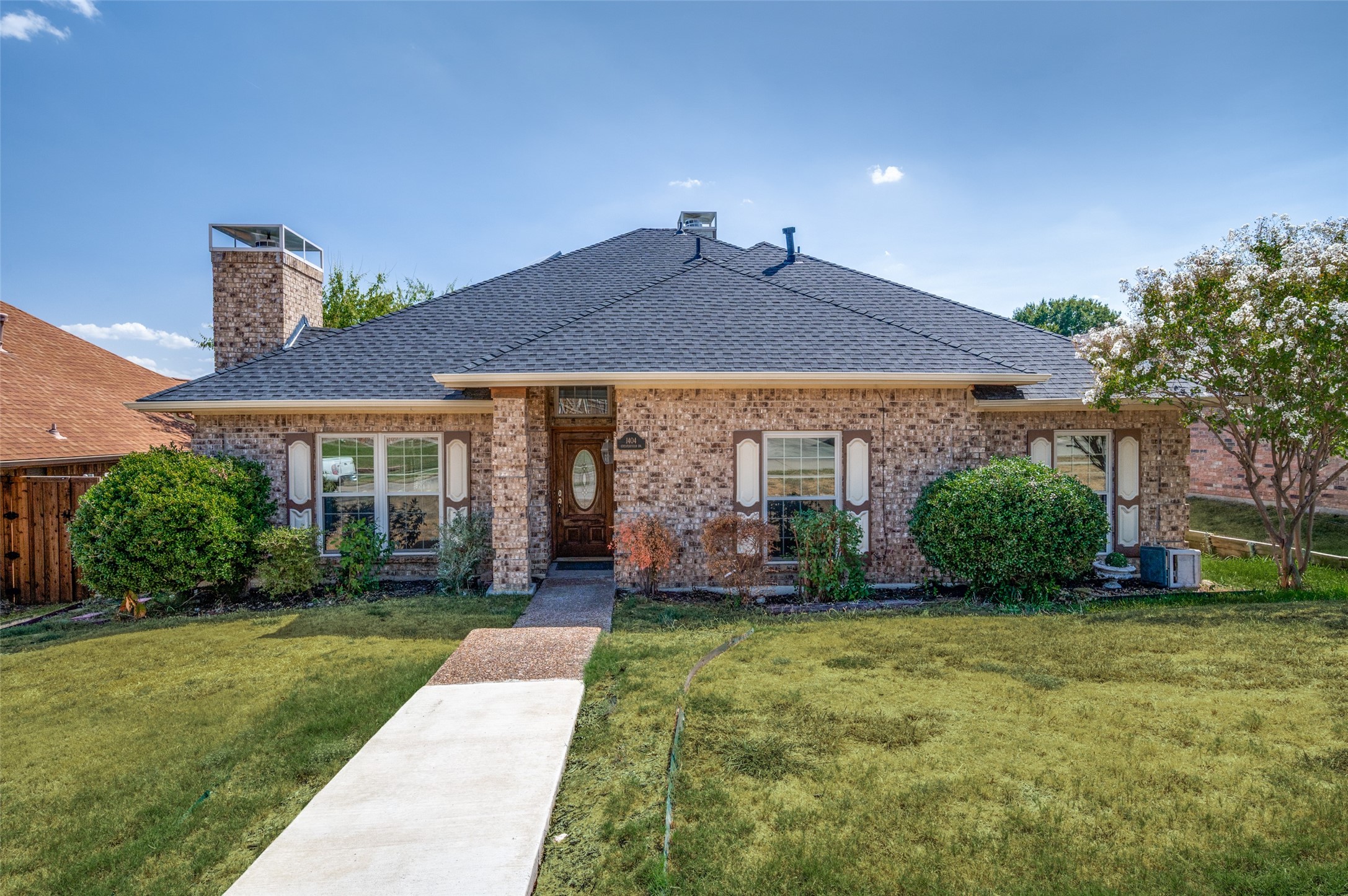 1404 Chesterfield Drive — photo