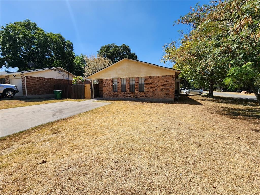 3211 Eastridge Drive — photo