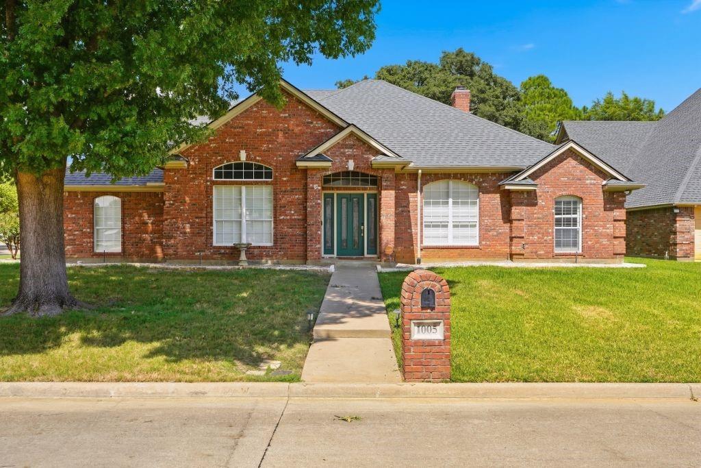 1005 Saint Andrews Drive — photo