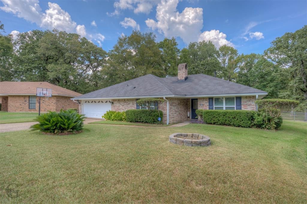 6216 N Windermere Drive — photo