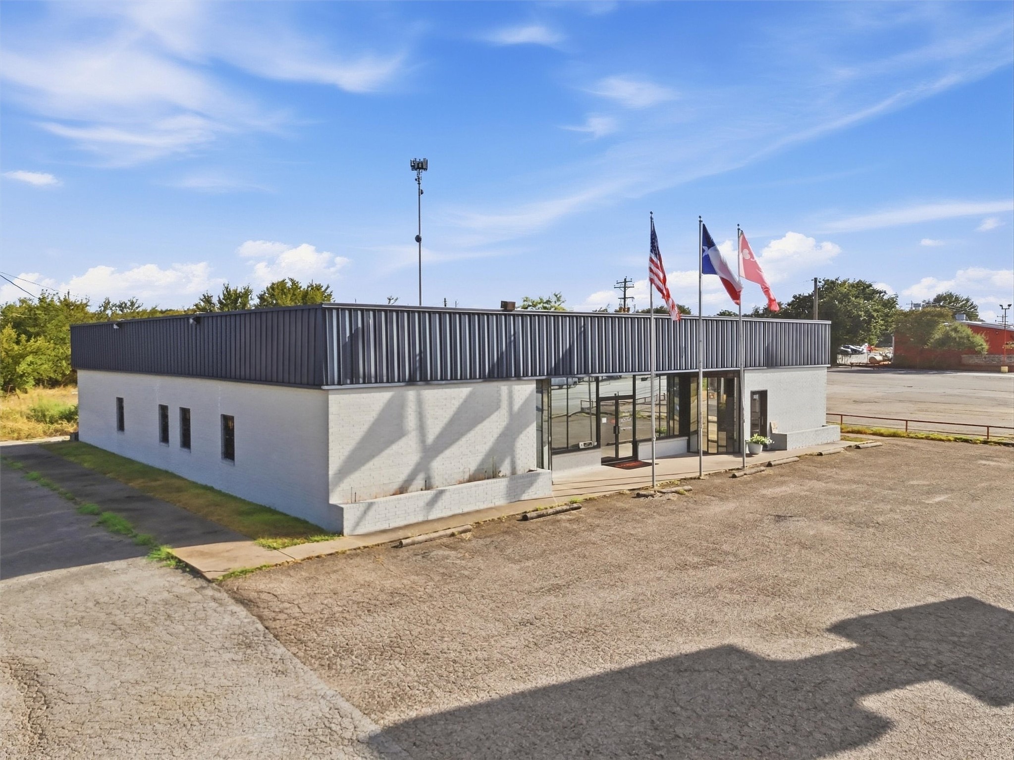 3405 E Highway 377 — photo