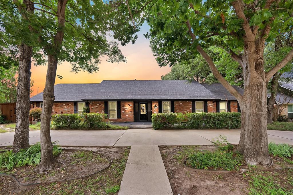 1601 Oak Meadow Drive — photo