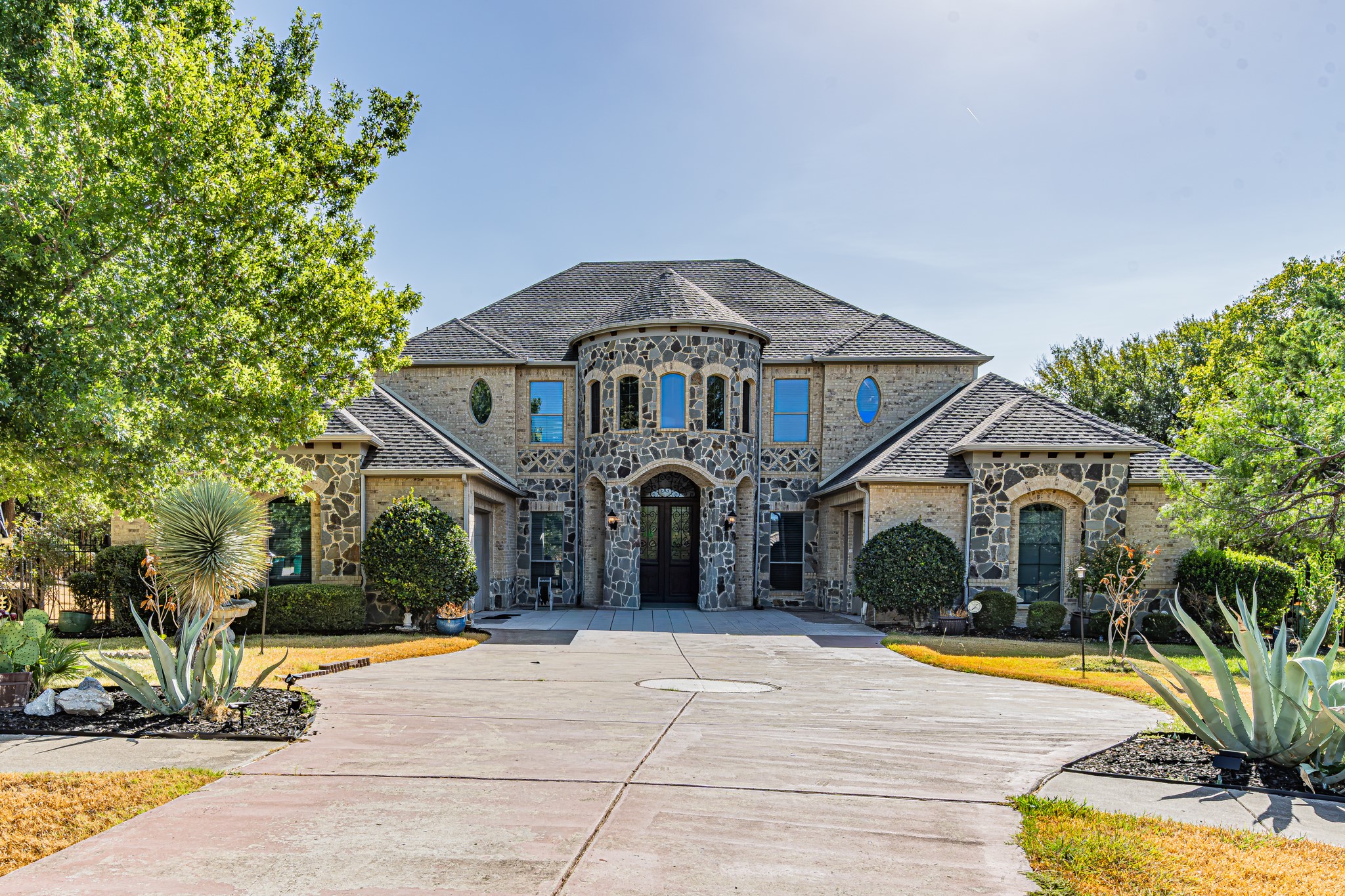1552 Cypress Bend Drive — photo